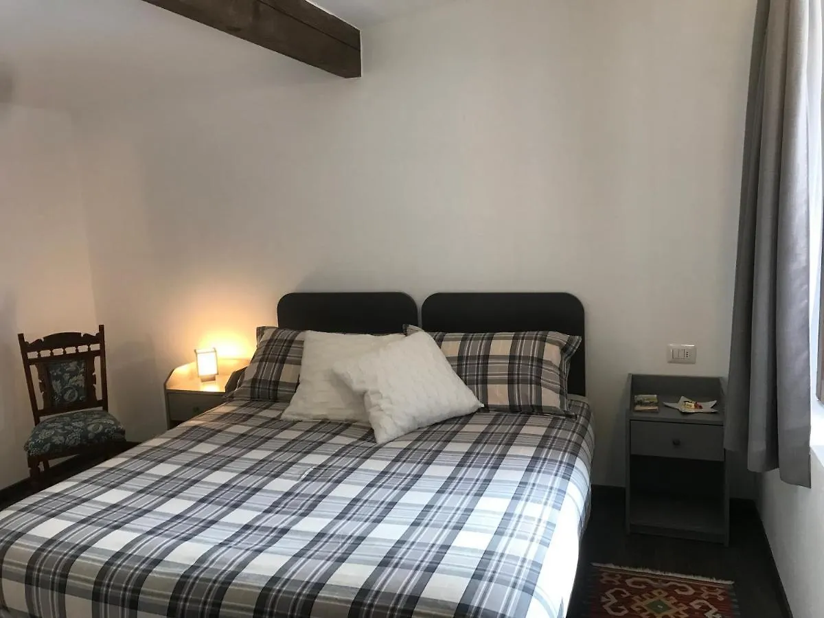 Agriturismo Cascina Cornella Cremeno Italy